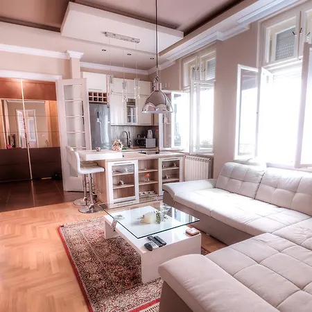 Crown Apartment - Your Royal Stay Белград Екстериор снимка